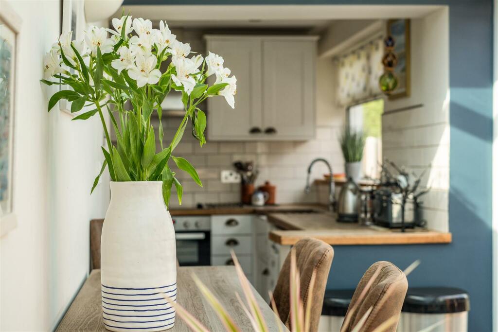 Additional property image - Victoria Road, Little Neston, NESTON