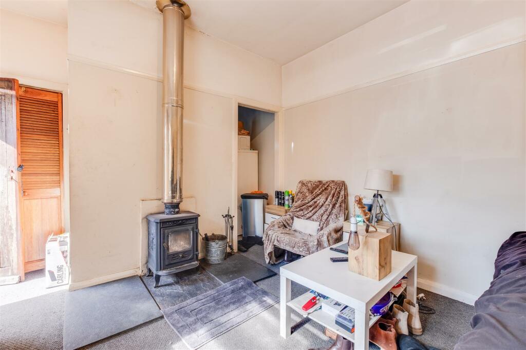 Additional property image - Victoria Road, Little Neston, NESTON