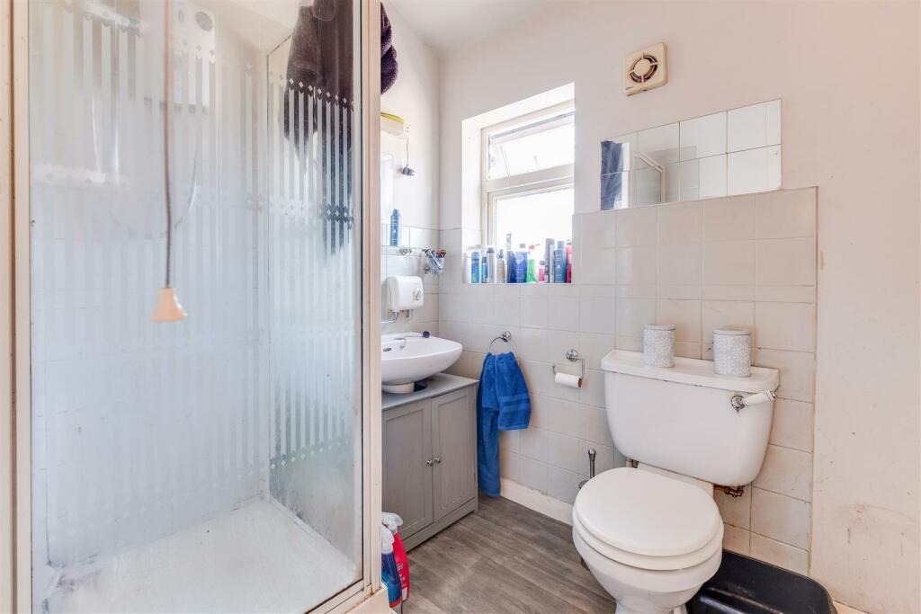 Additional property image - Victoria Road, Little Neston, NESTON