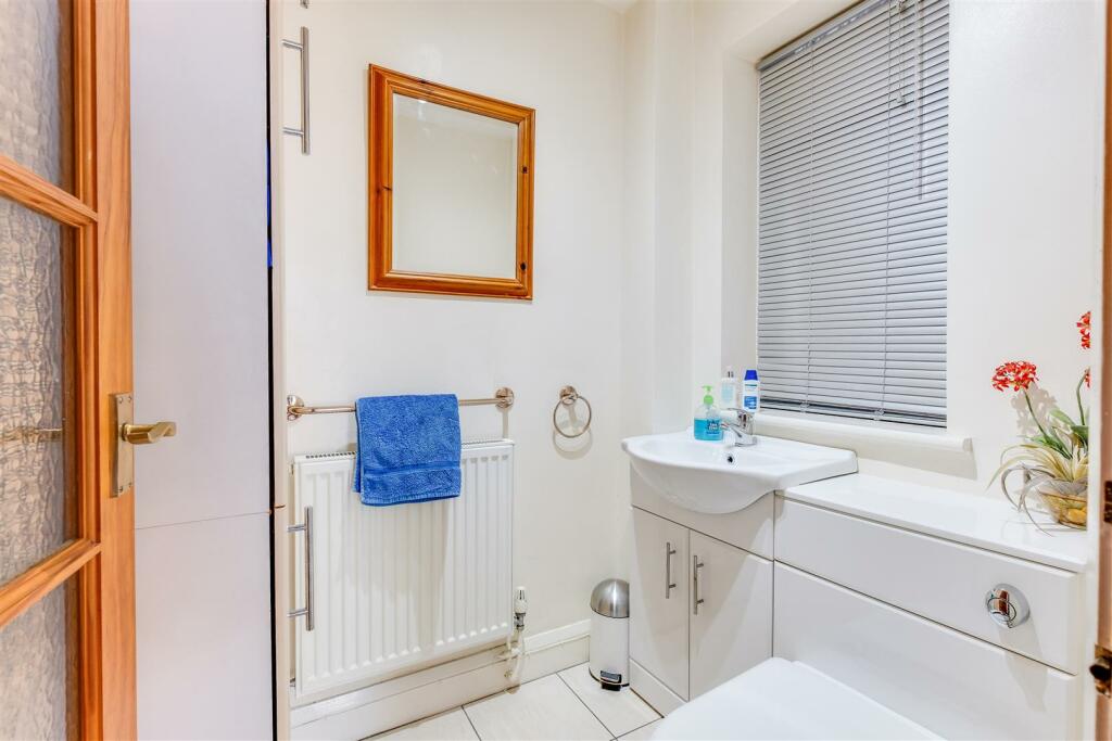 Additional property image - Woodfall Grove, Little Neston, NESTON