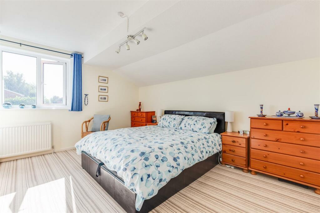 Additional property image - Woodfall Grove, Little Neston, NESTON