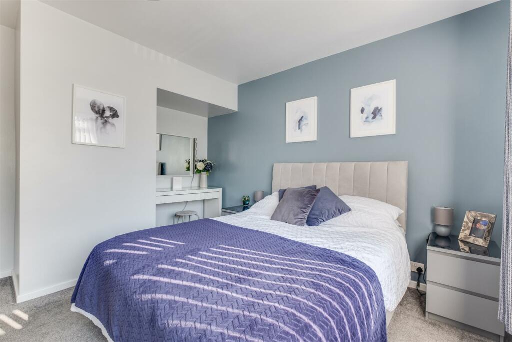 Additional property image - Raeburn Avenue, Little Neston, Neston