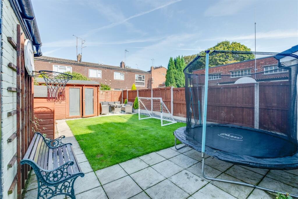 Additional property image - Raeburn Avenue, Little Neston, Neston