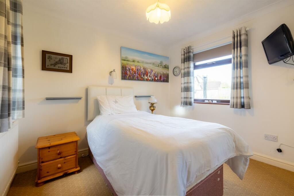 Additional property image - Glendale Grove, Spital, Wirral
