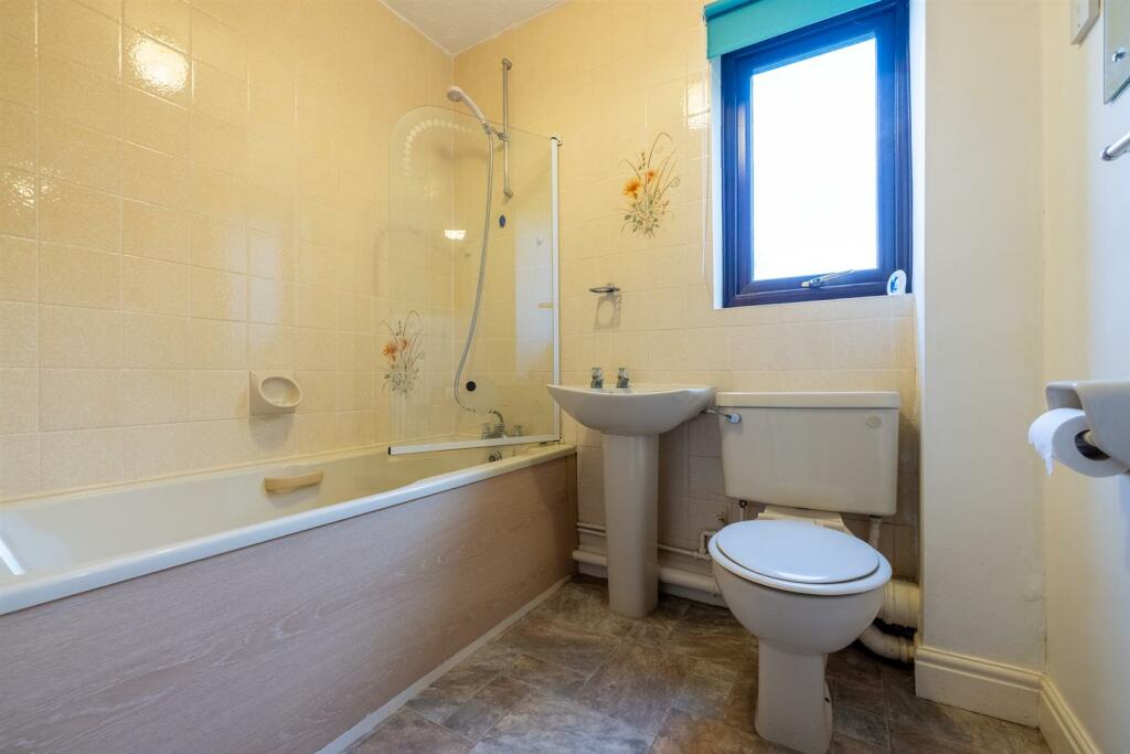 Additional property image - Glendale Grove, Spital, Wirral