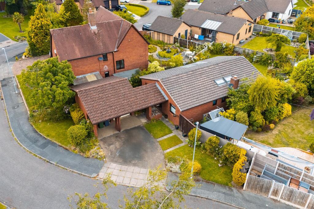 Main image of property: Glendale Grove, Spital, Wirral