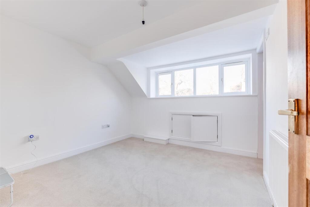Additional property image - Hinderton Road, Neston, Cheshire