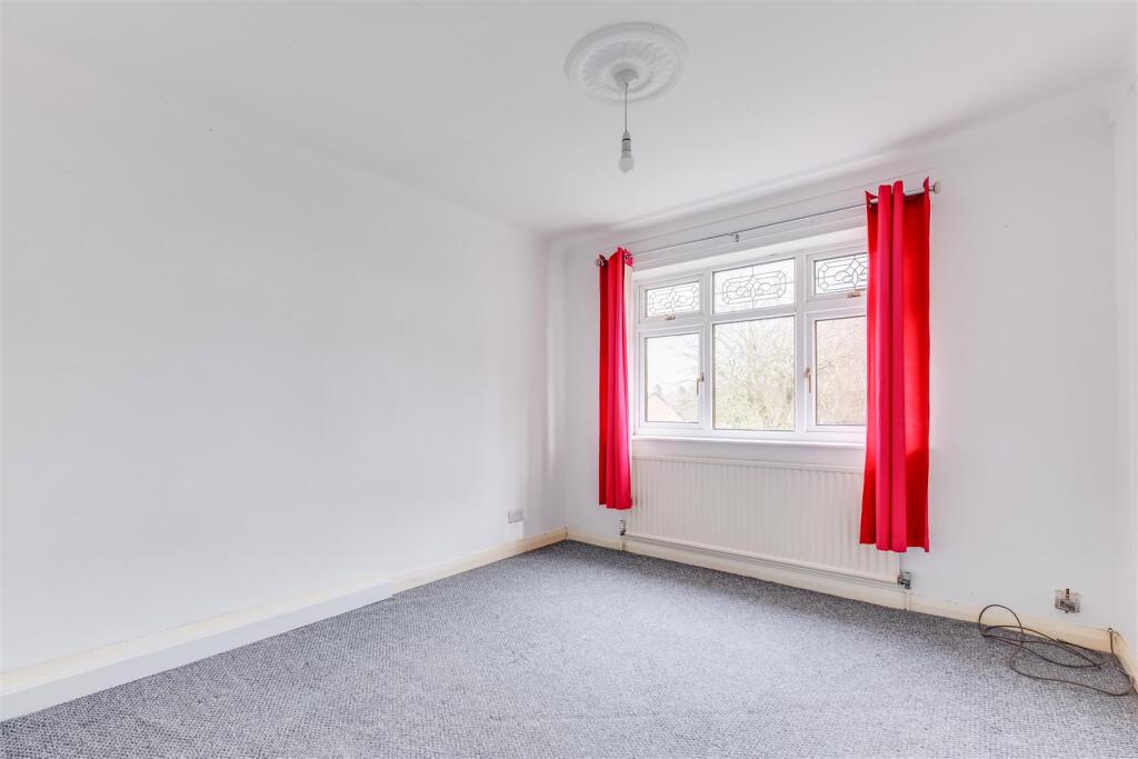 Additional property image - Meadow Lane, Willaston, Neston