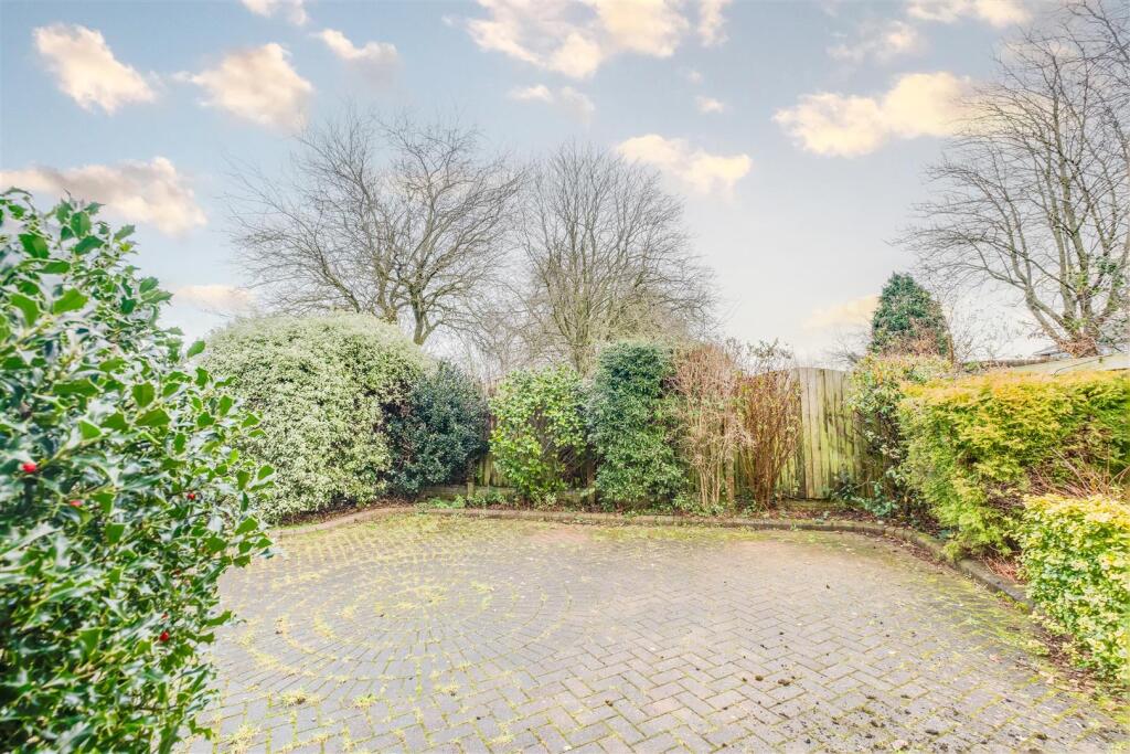 Additional property image - Meadow Lane, Willaston, Neston
