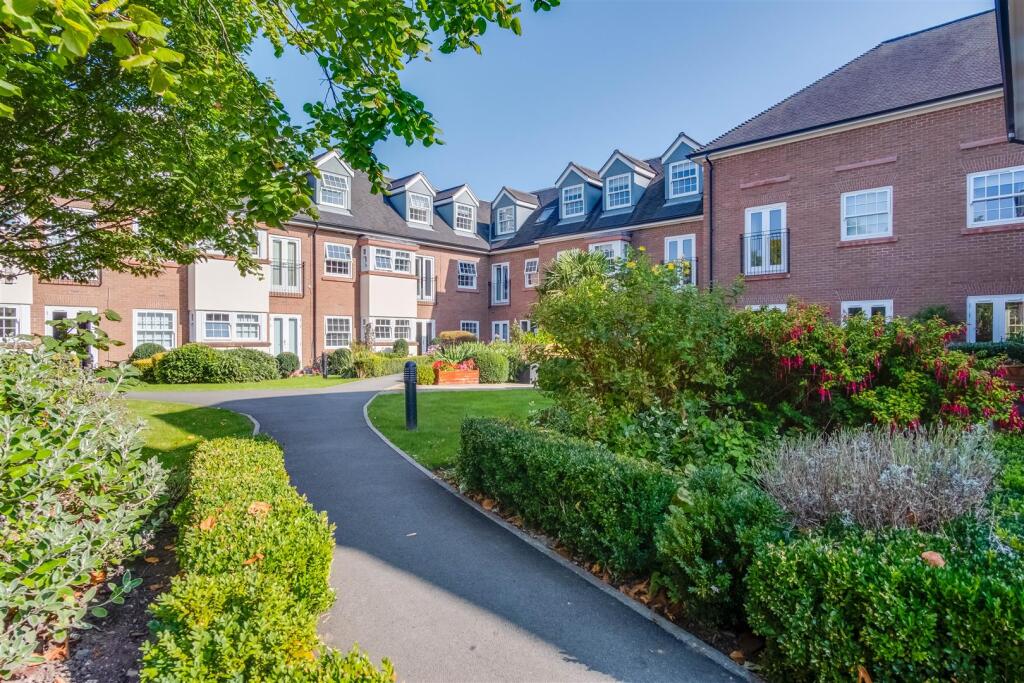 Main image of property: Hinderton Road, Neston