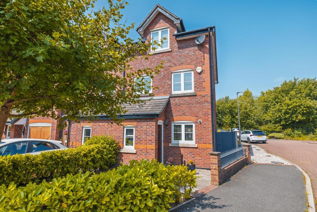Main image of property: Turners View, Neston