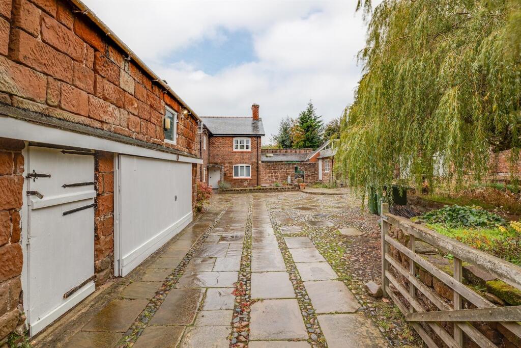 Main image of property: The Village, Burton, Neston, Cheshire