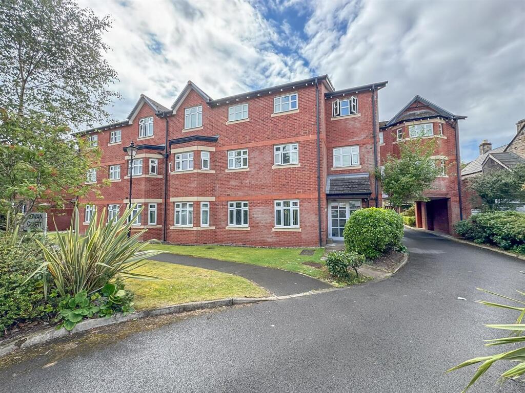 Main image of property: Teehey Lane, Higher Bebington, Wirral