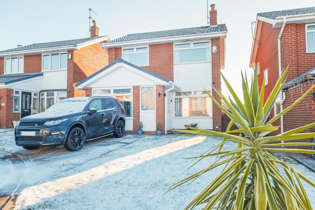 Main image of property: Greenfields Close, Little Neston