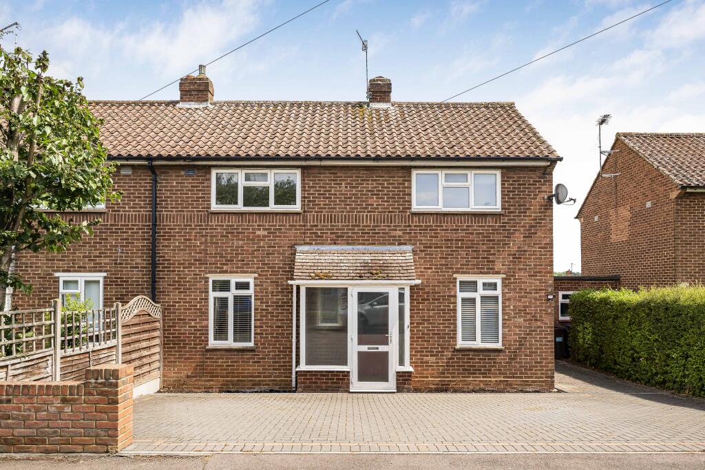 Main image of property: Hawbush Rise, Welwyn, AL6