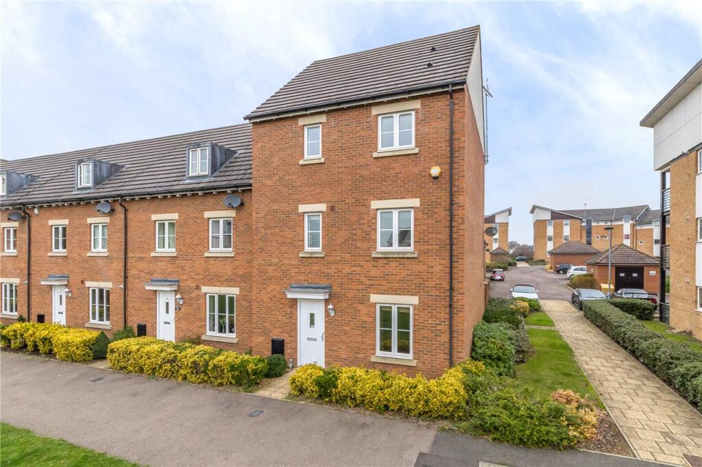 Main image of property: Eddington Crescent, Welwyn Garden City, AL7