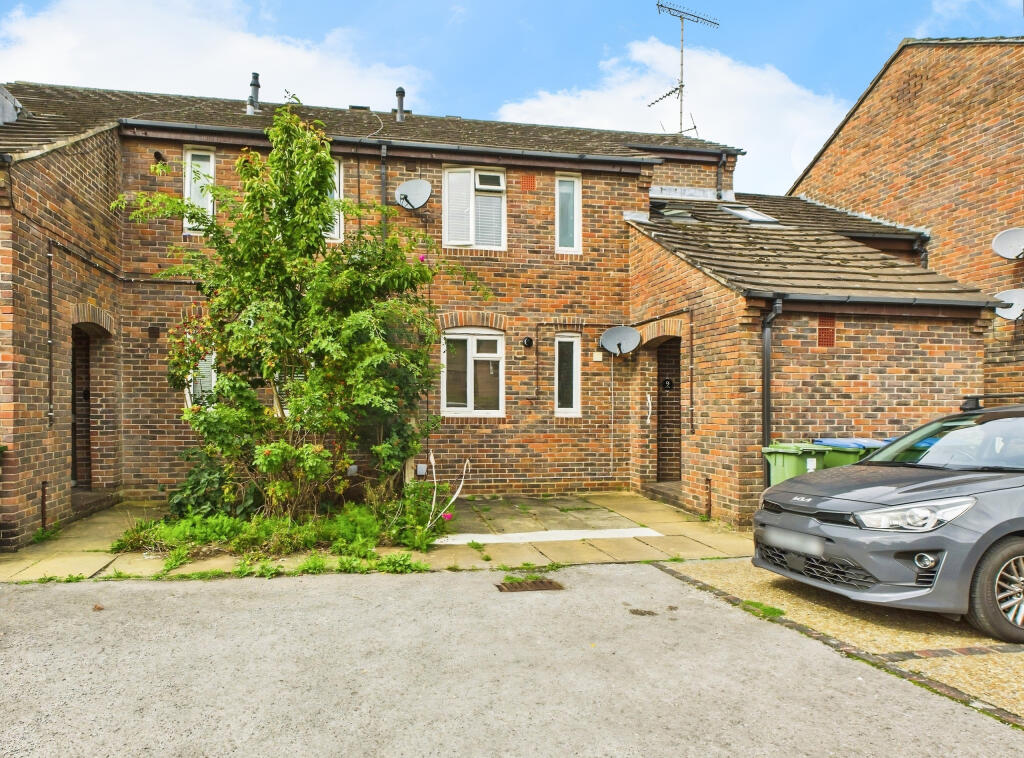 Main image of property: Roebuck Close, Horsham