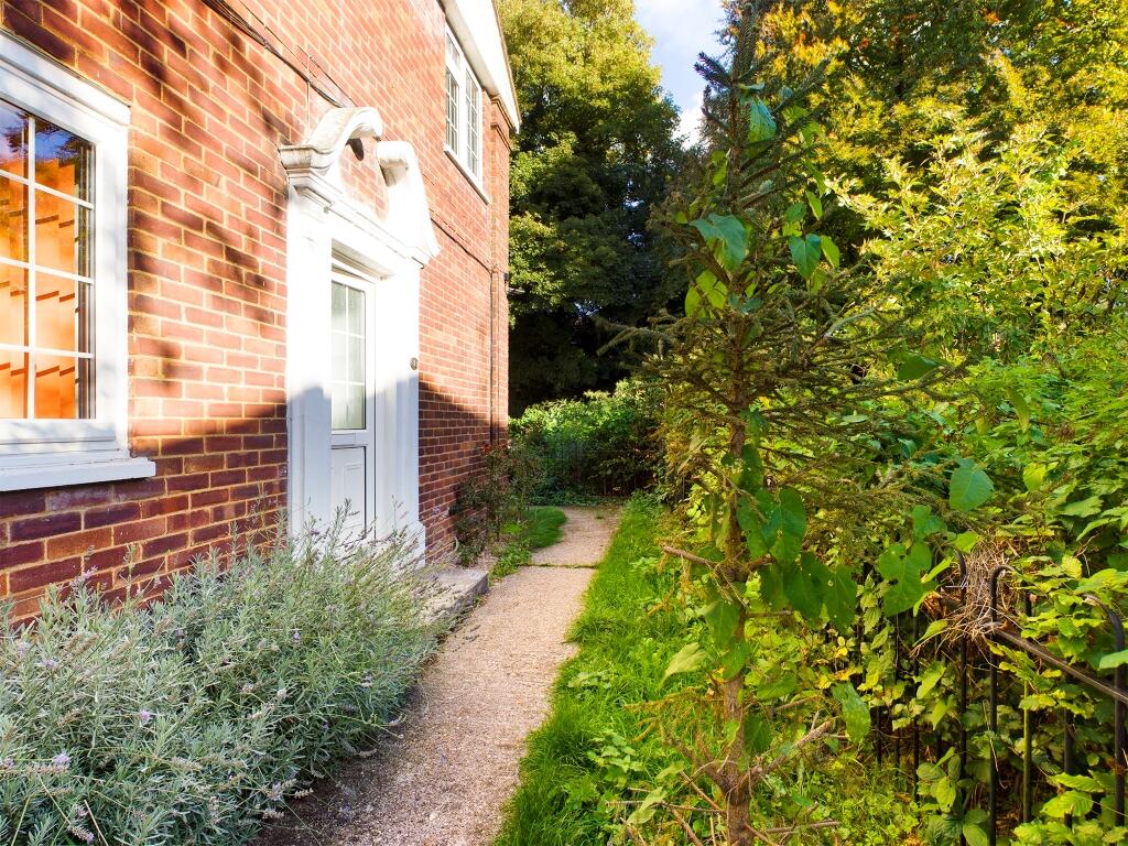 Main image of property: Devonshire Place, Kings Furlong, Basingstoke, RG21