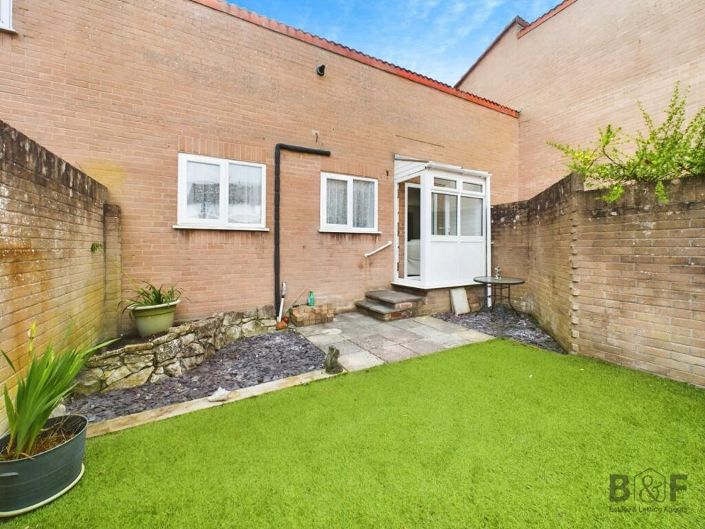 Additional property image - Holly Close, Speedwell
