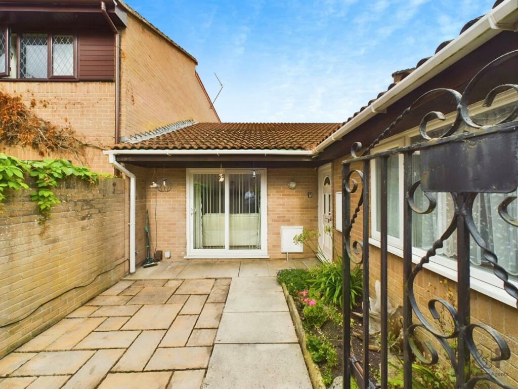 Additional property image - Holly Close, Speedwell