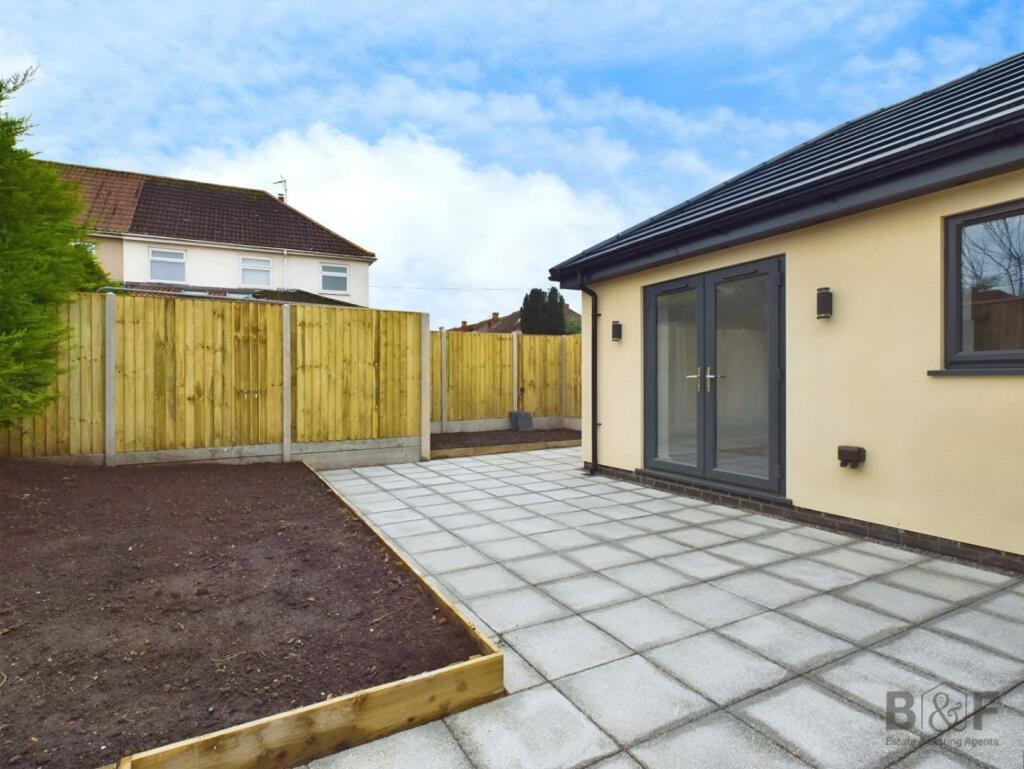 Additional property image - Oaklands Close, Mangotsfield