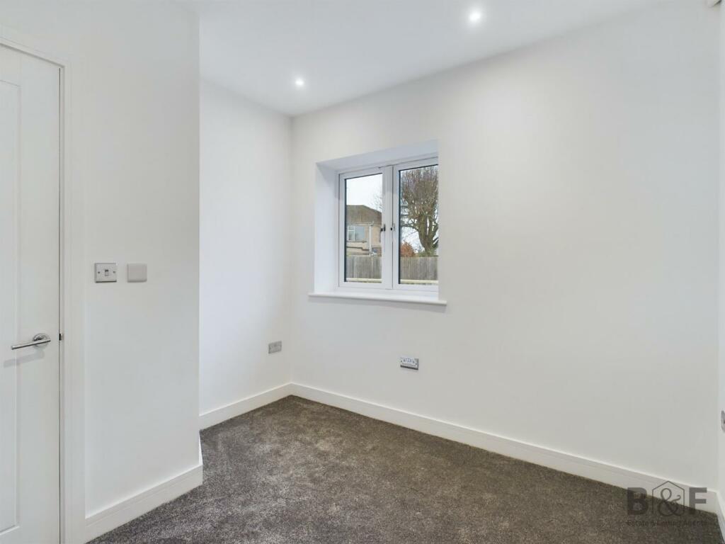 Additional property image - Oaklands Close, Mangotsfield