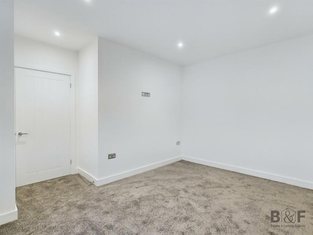 Additional property image - Oaklands Close, Mangotsfield