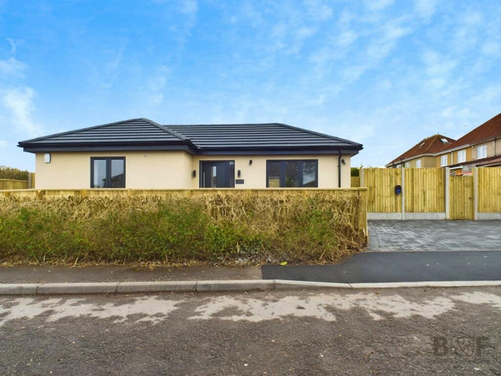 Additional property image - Oaklands Close, Mangotsfield