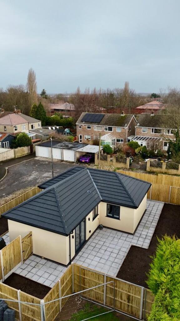 Additional property image - Oaklands Close, Mangotsfield