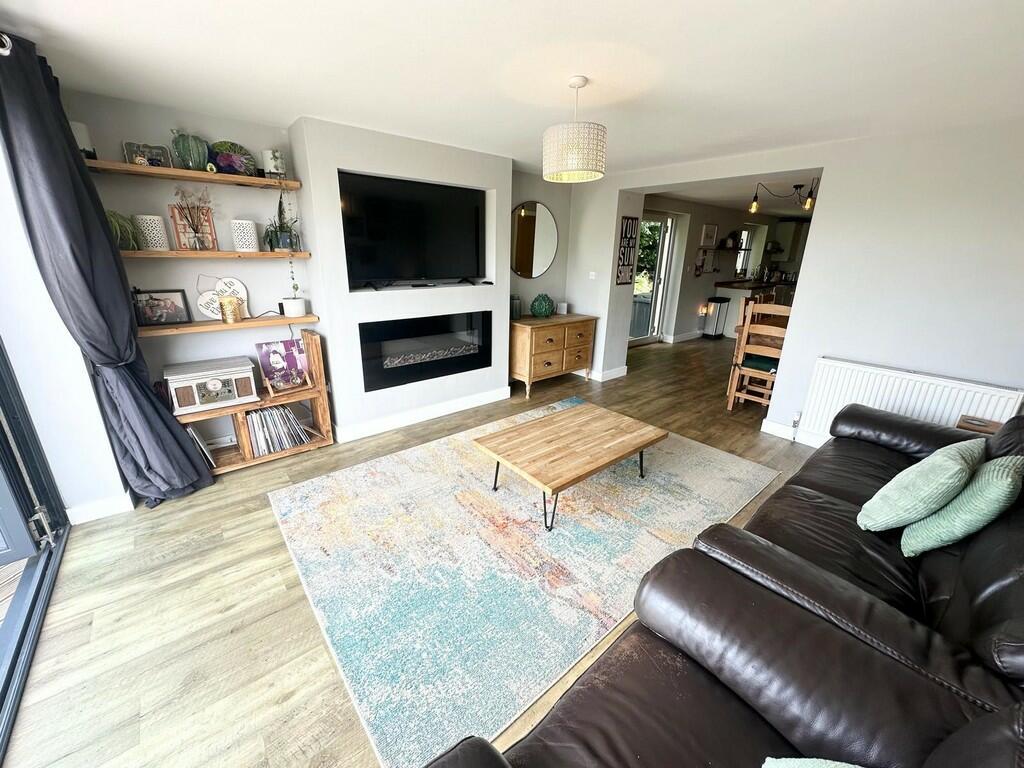 Additional property image - Hill Top Road, Hainworth