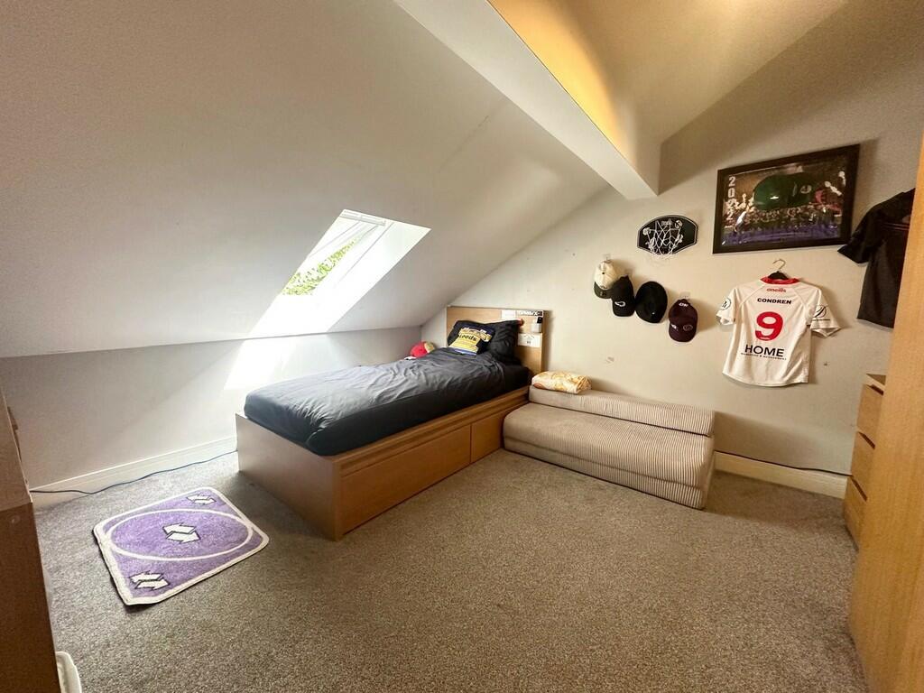 Additional property image - Hill Top Road, Hainworth