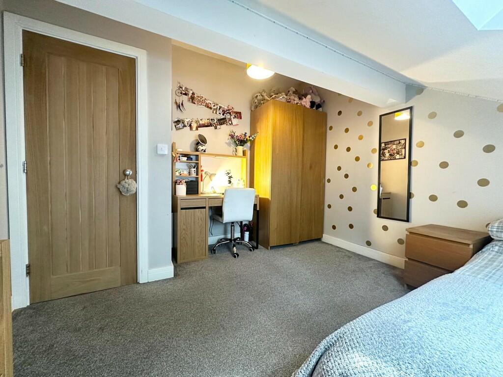 Additional property image - Hill Top Road, Hainworth