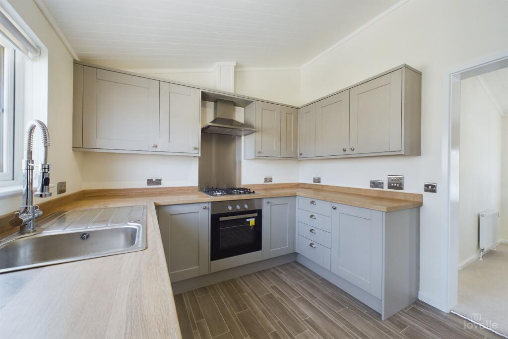 2 bedroom park home for sale in Barton Broads Park, Maltkiln Road