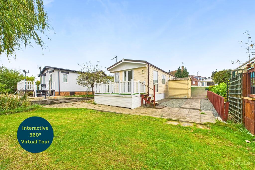 Main image of property: Barton Broads Park, Maltkiln Road, Barton-upon-Humber, North Lincolnshire, DN18