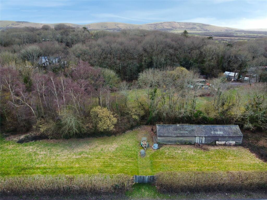 4 bedroom detached house for sale in Holmbush Lane, Woodmancote