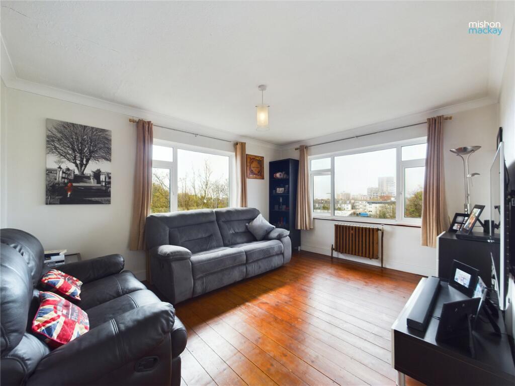 2 bedroom apartment for sale in The Drive, Hove, East Sussex, BN3