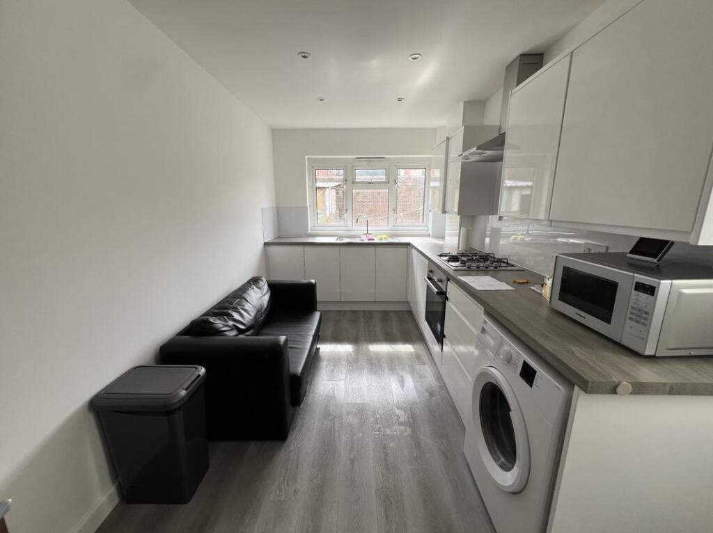 Main image of property: Oxford Avenue, Southampton