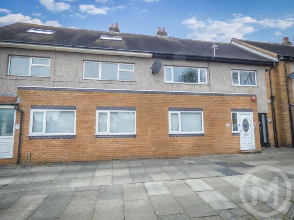 2 bedroom ground floor flat for sale in 68 Hardhorn Way, Poultonle