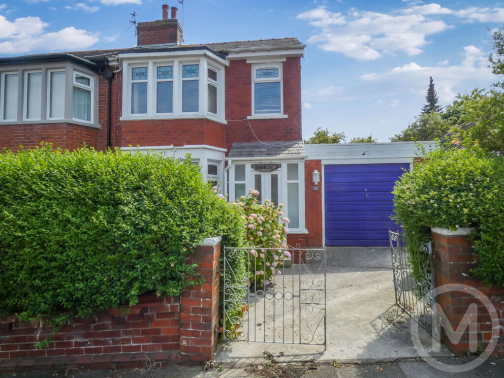 3 bedroom semidetached house for sale in Brockway Avenue, Blackpool, FY3