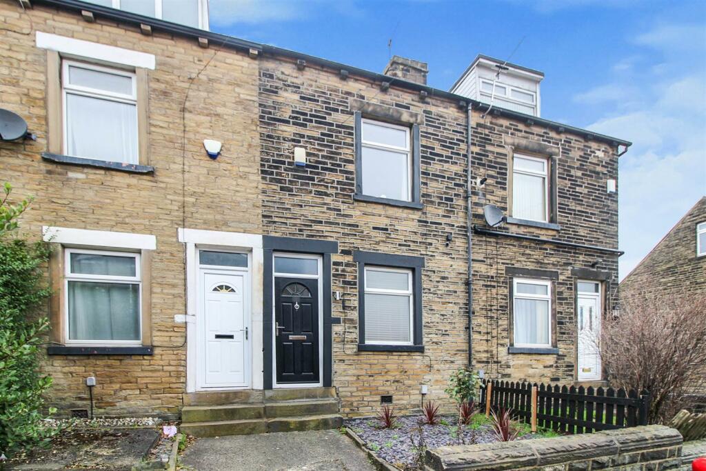 3 bedroom terraced house for sale in Institute Road, Bradford, BD2 2HU, BD2