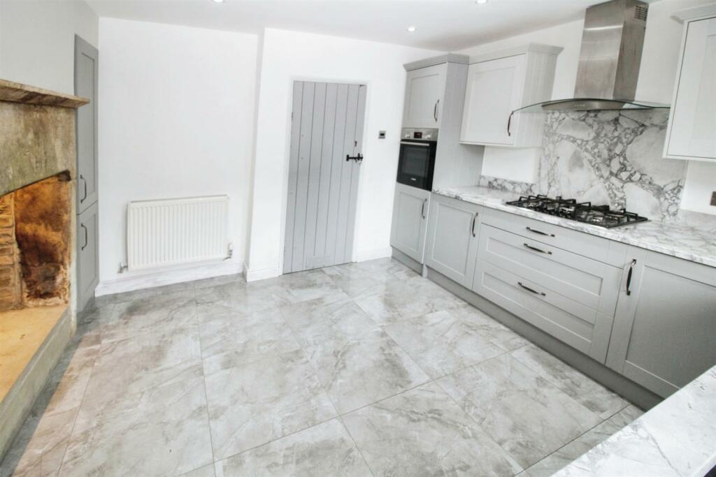 Additional property image - Tunwel Lane Cottages, Sovereign Court, Bradford BD2 2DB