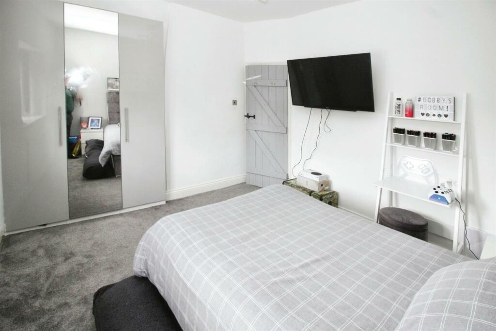 Additional property image - Tunwel Lane Cottages, Sovereign Court, Bradford BD2 2DB