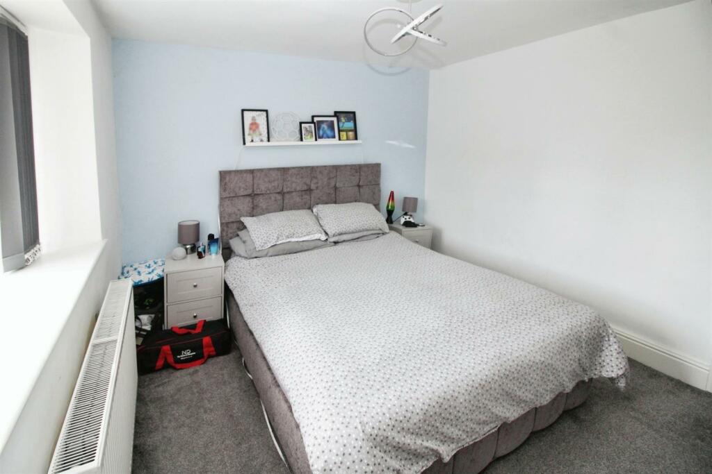 Additional property image - Tunwel Lane Cottages, Sovereign Court, Bradford BD2 2DB