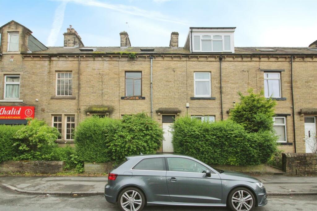 4 bedroom terraced house for sale in Fagley Road, Bradford BD2 3LY, BD2
