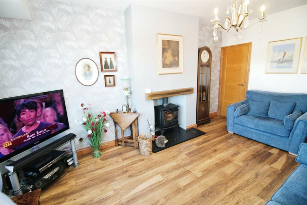 Additional property image - Bolton Hall Road, Bradford, BD2 1QB