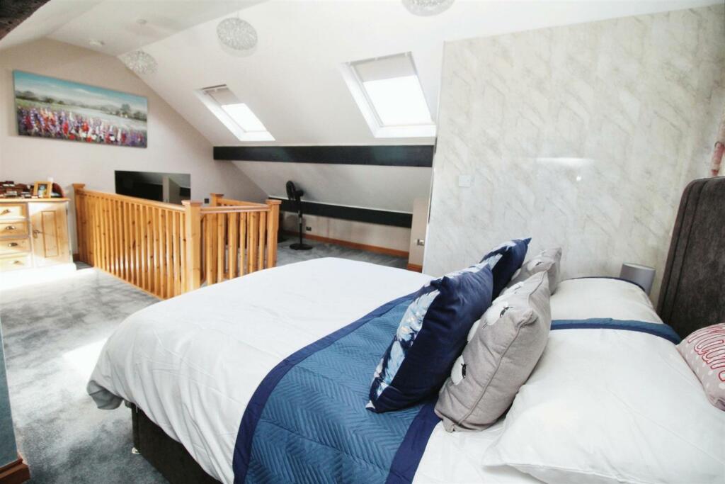 Additional property image - Bolton Hall Road, Bradford, BD2 1QB