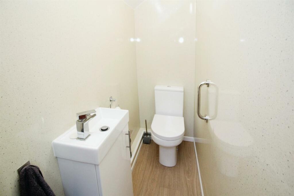 Additional property image - Bolton Hall Road, Bradford, BD2 1QB