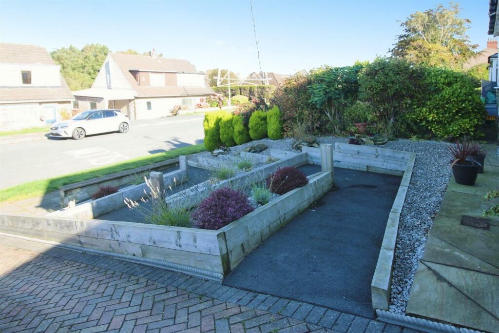 Additional property image - Bolton Hall Road, Bradford, BD2 1QB