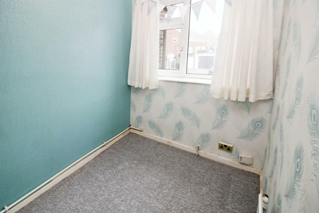 Additional property image - Peveril Mount, Bradford, BD2 3JY