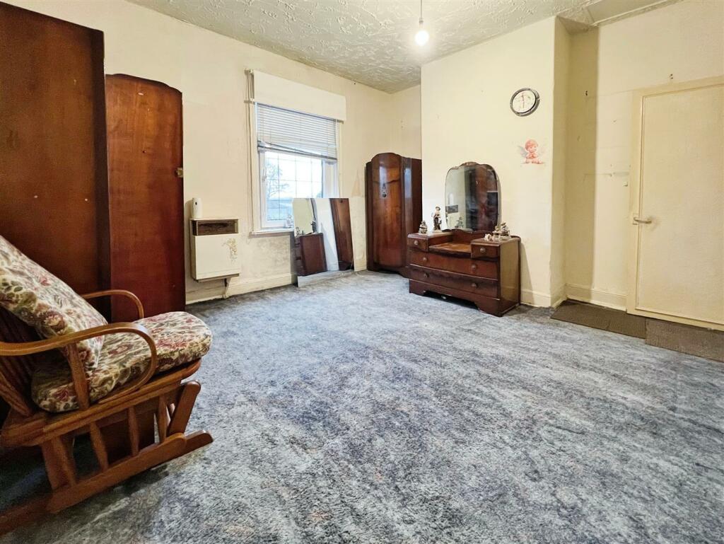 Additional property image - Cutler Heights Lane, Bradford, BD4 9LE